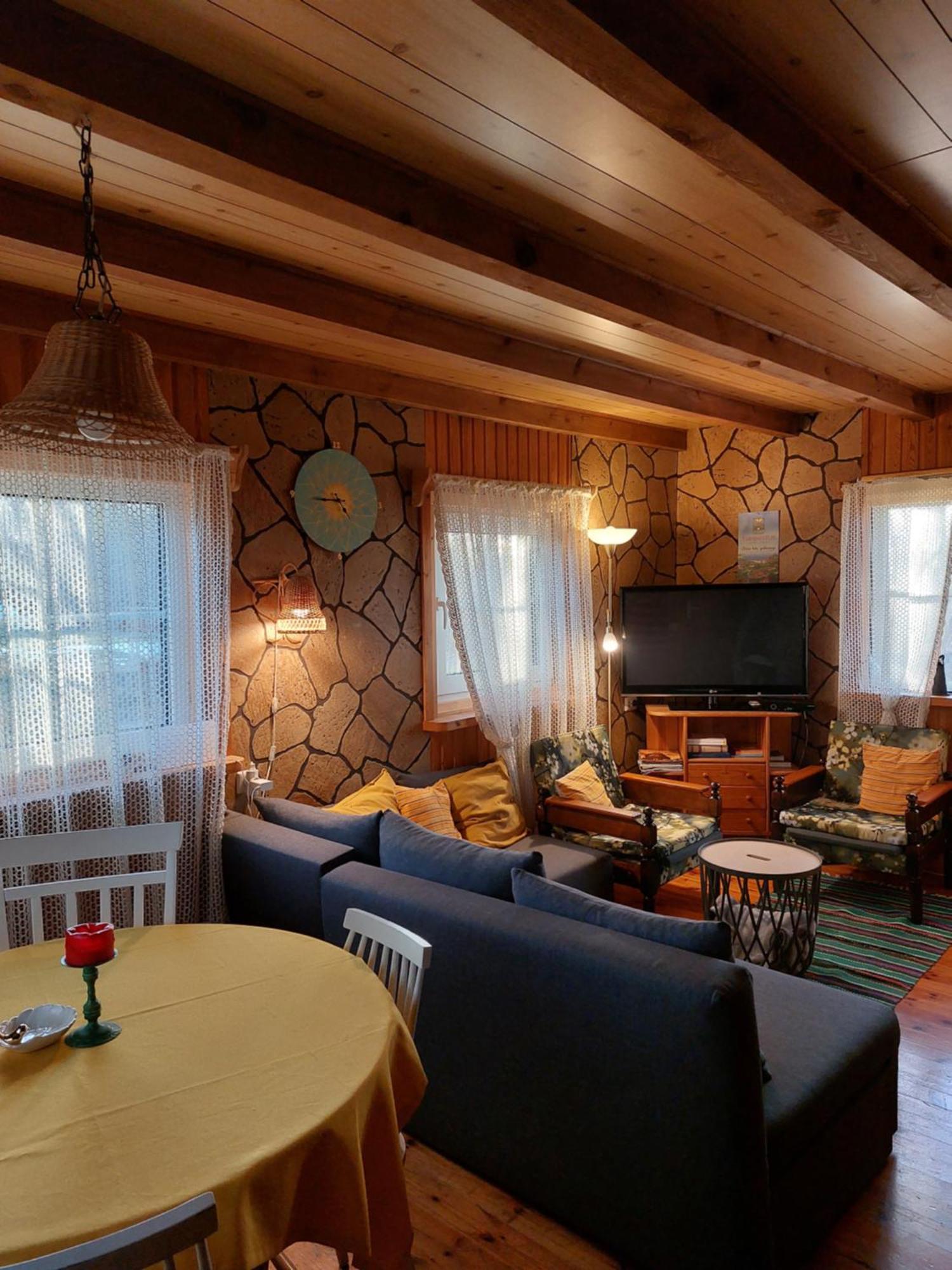Tonise Holiday Houses Lilbi  المظهر الخارجي الصورة