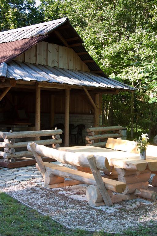 Tonise Holiday Houses Lilbi  المظهر الخارجي الصورة